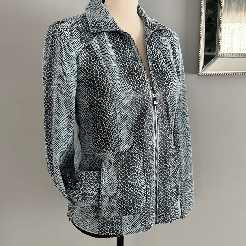 Dialogue Jacket - Picture 9 of 15